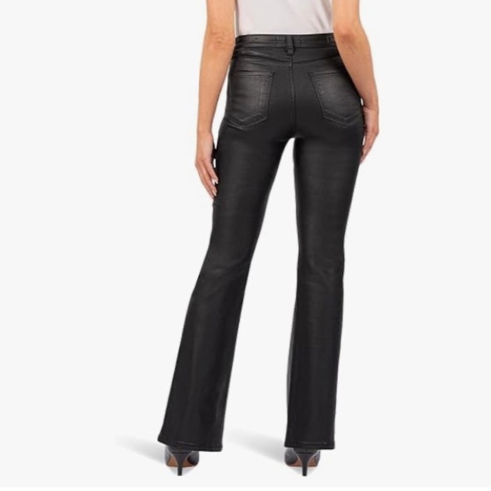 Kut from the Kloth Ana Coated High Rise Flare Pants NWT Size 6 Black.   31” L